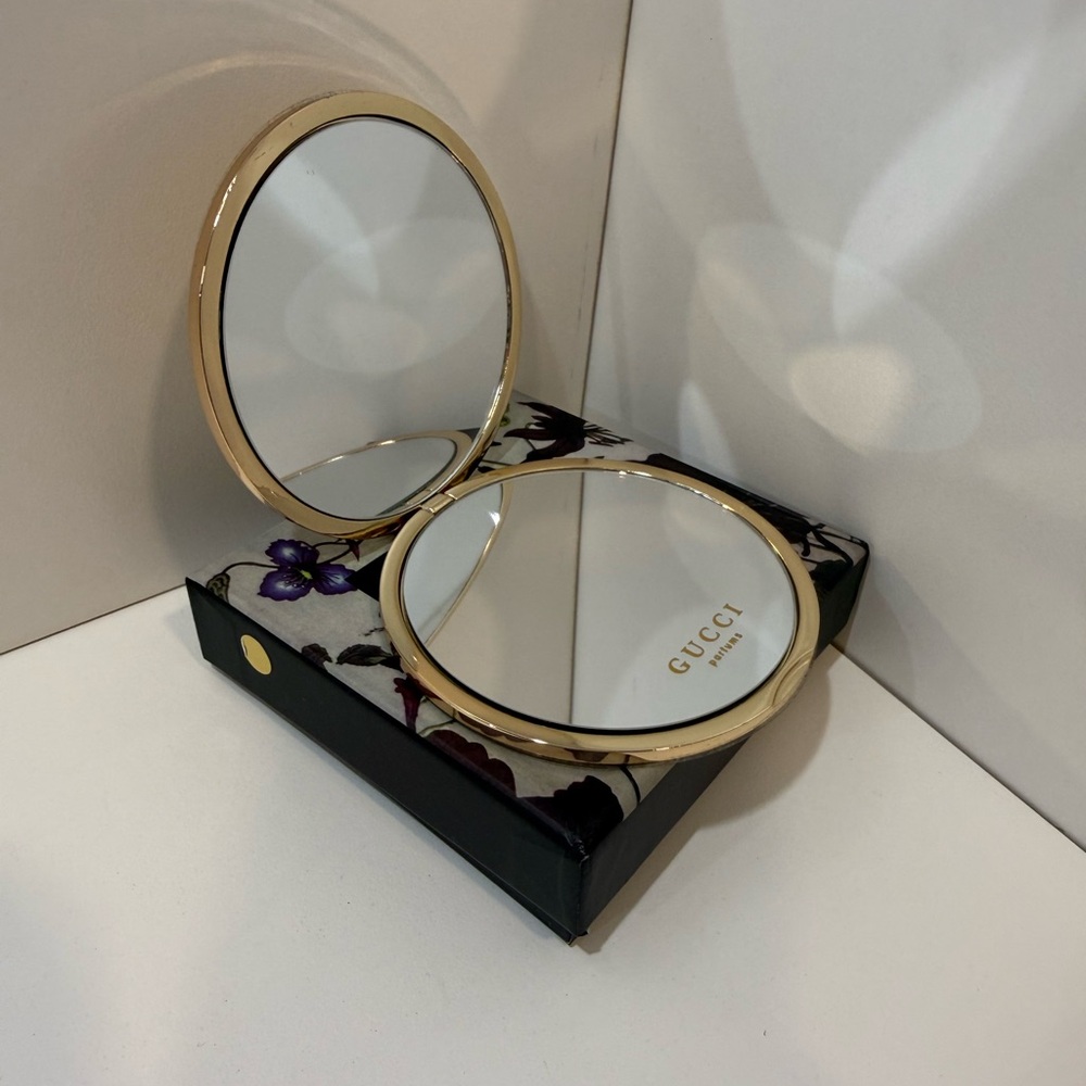Gucci Silver Flora Compact Mirror View 3
